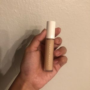 Fenty Beauty Concealer (Shade 230)